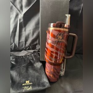 New 40oz Tyla Tyger Limited Stanley with Box, Dust Bag, Red Straw Sold Out